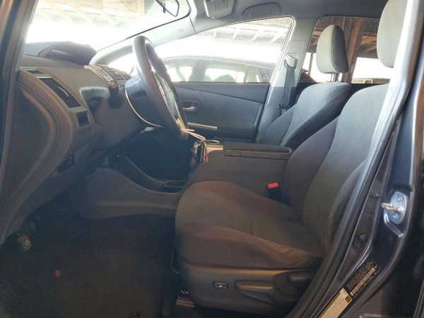 2014 TOYOTA PRIUS — DENT