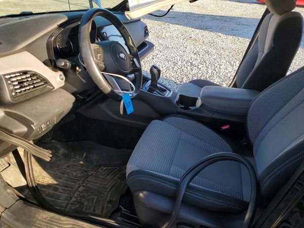 2022 SUBARU OUTBACK Premium — DENT