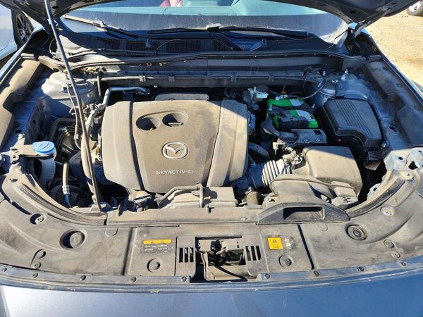 2021 MAZDA CX-5 Touring — Engine bay