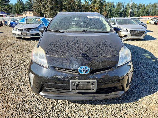 2015 TOYOTA PRIUS — DIRF