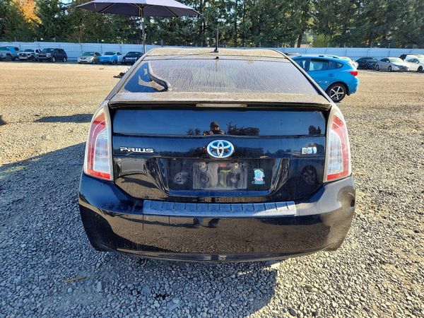 2015 TOYOTA PRIUS — DIRR
