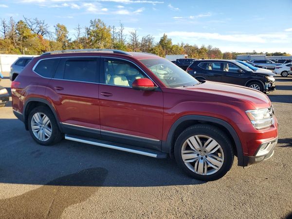 2018 VOLKSWAGEN ATLAS 4Motion SEL Premium — Passenger 3/4
