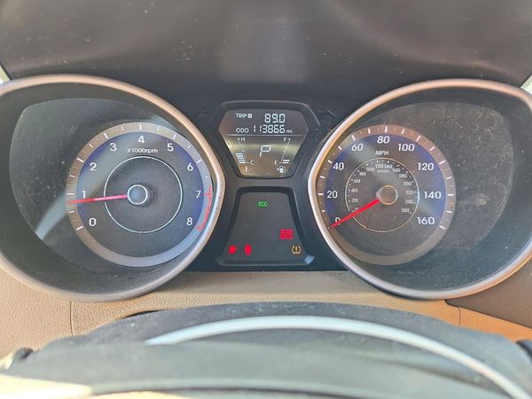 2013 HYUNDAI ELANTRA — ODOM