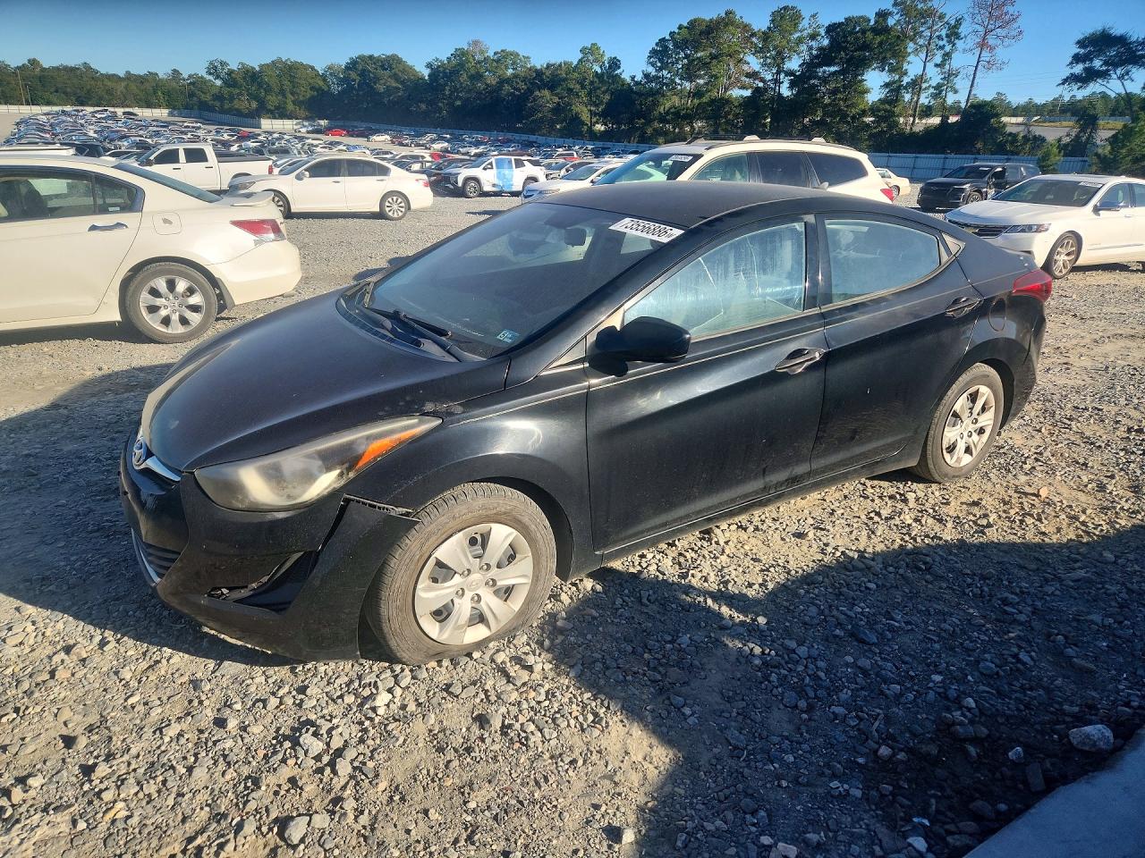 2016 HYUNDAI ELANTRA — Front 3/4