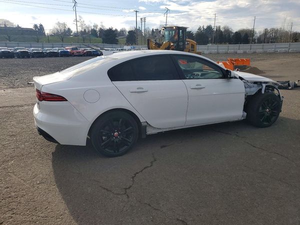 2020 JAGUAR XE