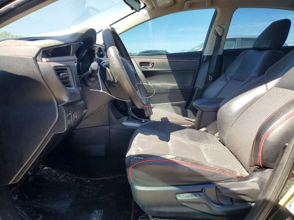 2016 TOYOTA COROLLA L/LE — DENT