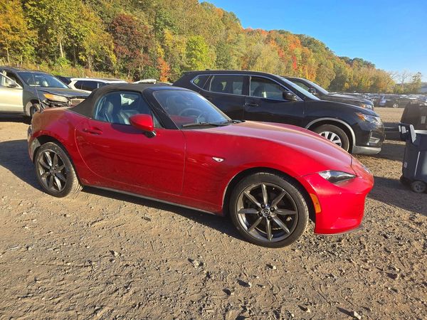 2016 MAZDA MX-5 Grand Touring/GT — Passenger 3/4
