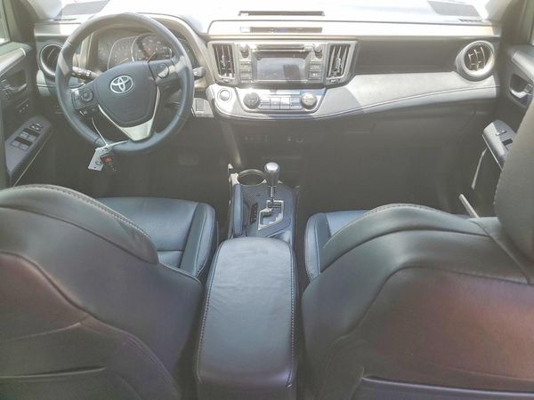 2015 TOYOTA RAV4