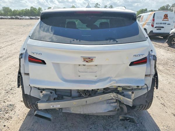 2019 CADILLAC XT4 Premium Luxury