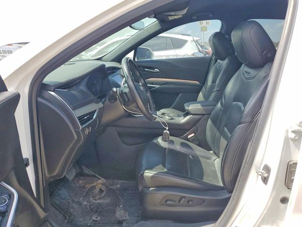 2019 CADILLAC XT4 Premium Luxury