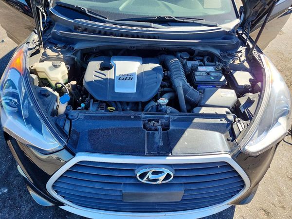 2016 HYUNDAI VELOSTER — Engine bay