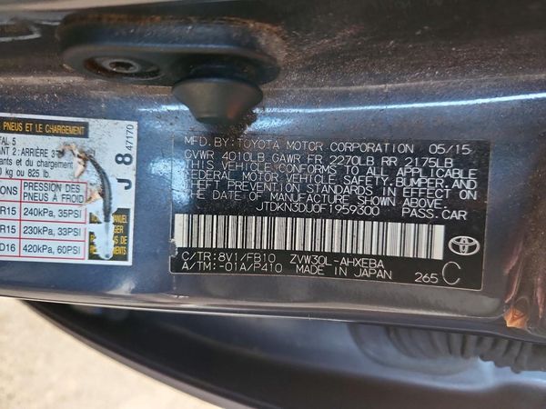 2015 TOYOTA PRIUS — VINS