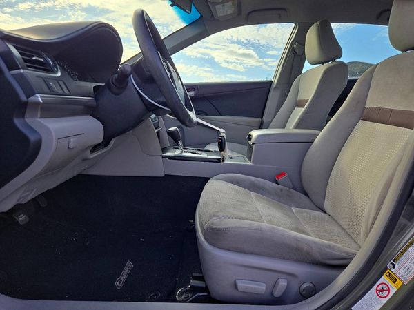 2014 TOYOTA CAMRY — DENT