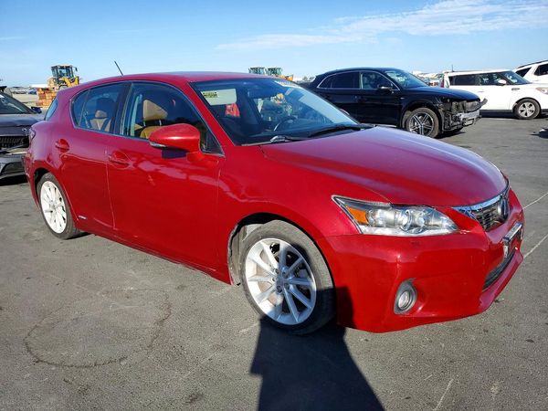 2012 LEXUS CT 200h — Passenger 3/4