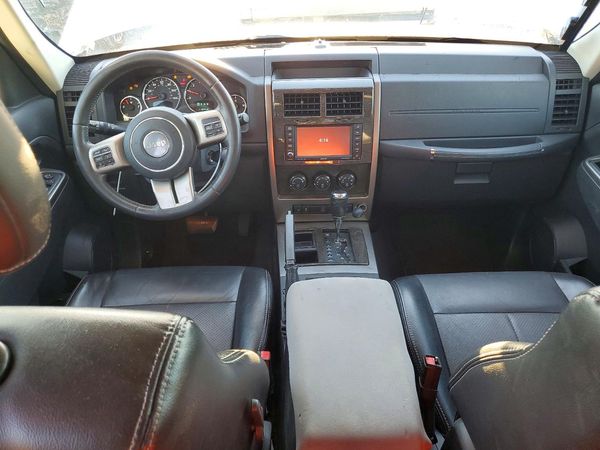 2012 JEEP LIBERTY Jet — CKPT