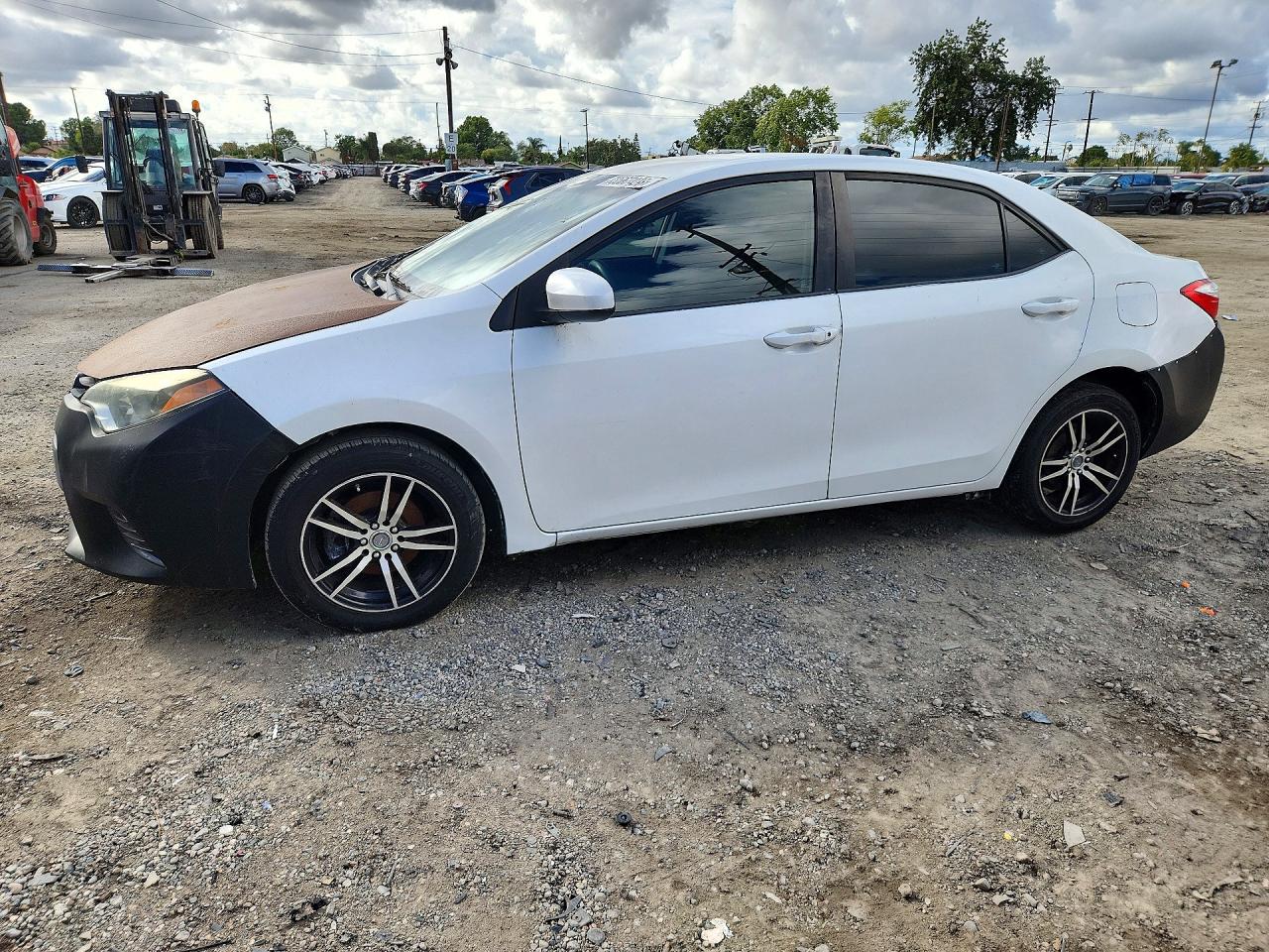 2016 TOYOTA COROLLA L/LE — Front 3/4