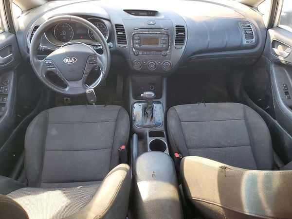 2018 KIA FORTE LX Base — CKPT
