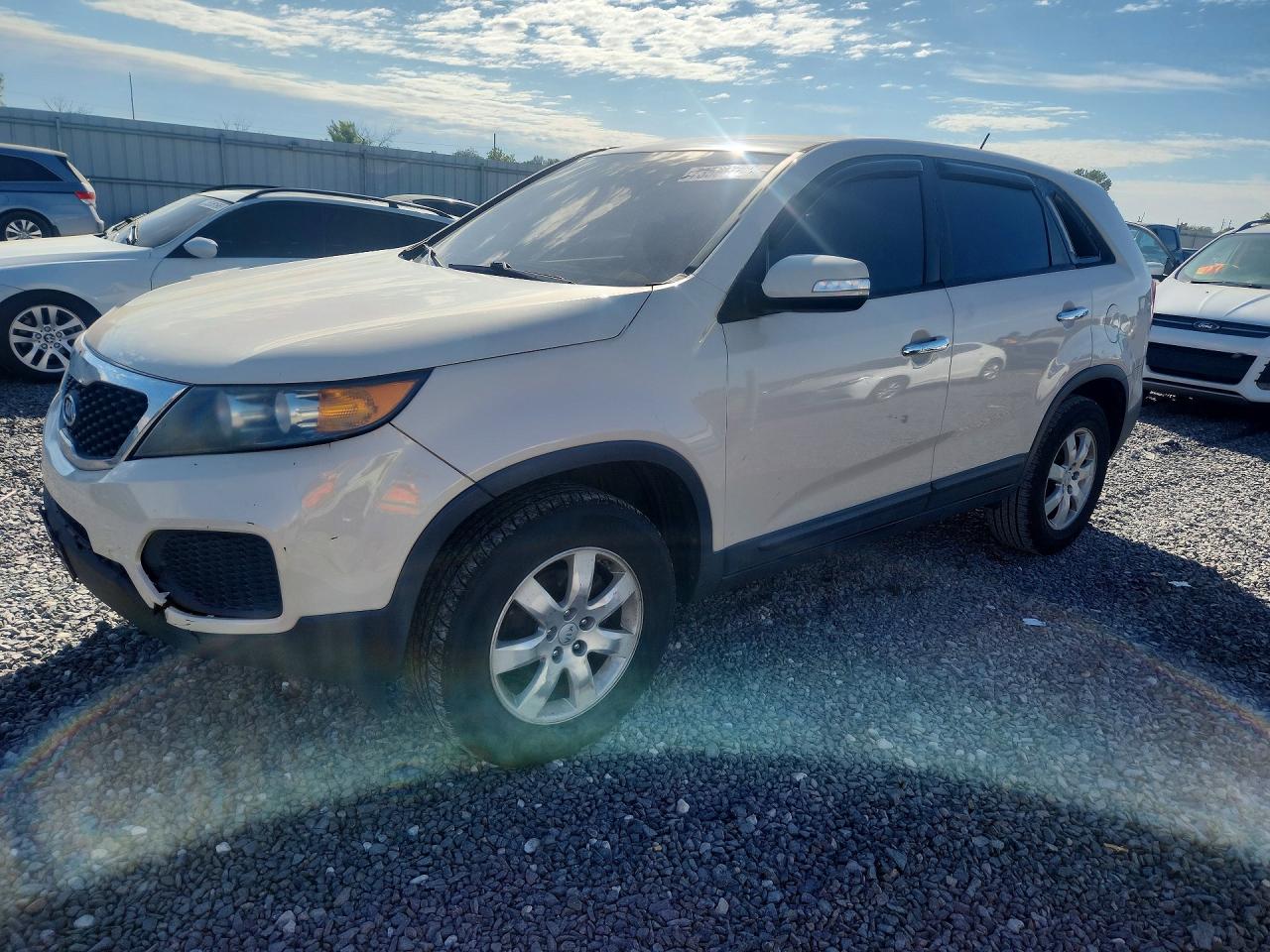 2012 KIA SORENTO GL(Middle-low grade) — Front 3/4