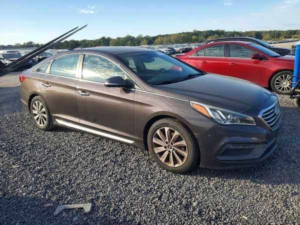2015 HYUNDAI SONATA — Passenger 3/4