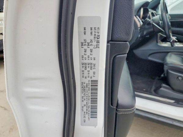 2015 JEEP GRAND CHEROKEE LIMITED 4X2