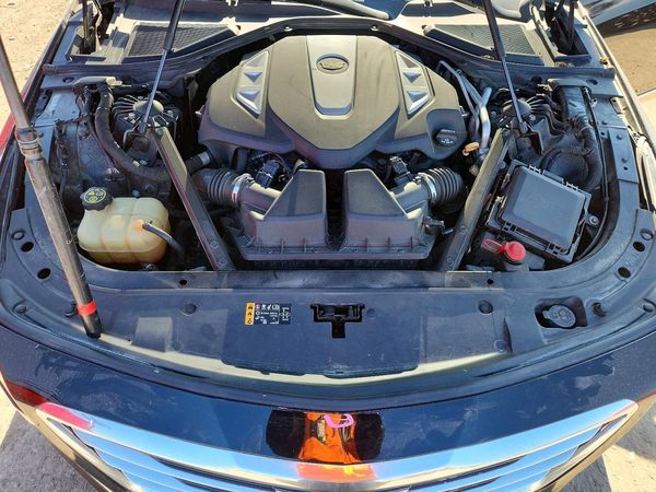 2017 CADILLAC CT6 Premium Luxury — Engine bay