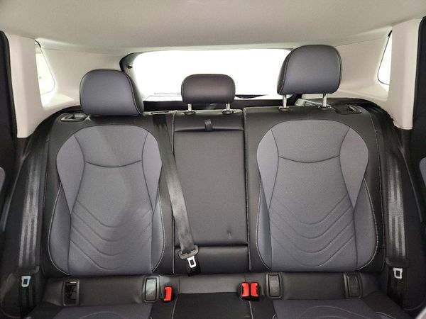 2026 VOLKSWAGEN TIGUAN 4Motion SE — SUVN