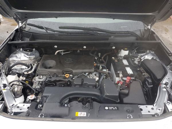 2025 TOYOTA RAV4 — Engine bay