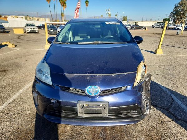 2015 TOYOTA PRIUS — DIRF