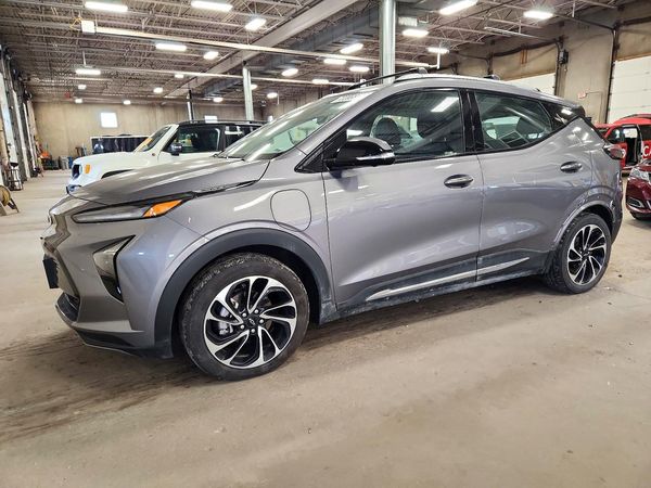 2023 CHEVROLET BOLT Premier — Front 3/4
