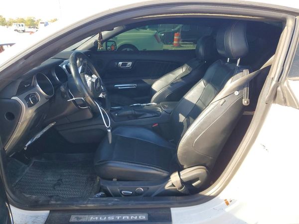 2019 FORD MUSTANG GT Coupe — DENT