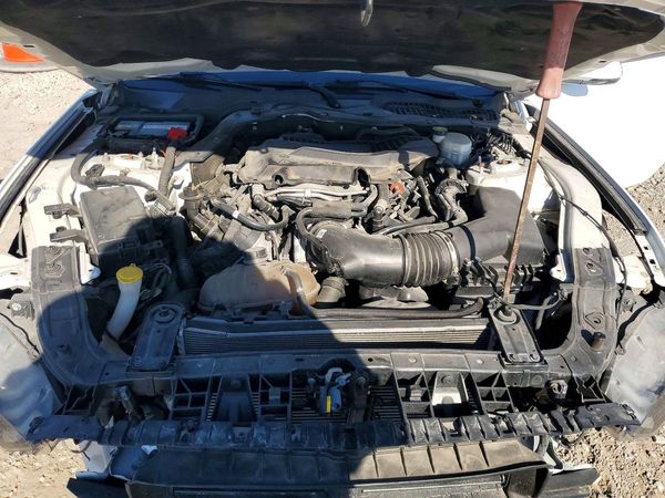 2019 FORD MUSTANG GT Coupe — Engine bay