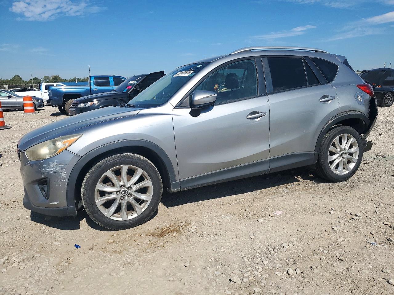 2015 MAZDA CX-5 Grand Touring/GT — Front 3/4