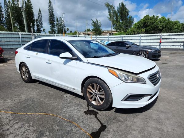2016 HYUNDAI SONATA — Passenger 3/4