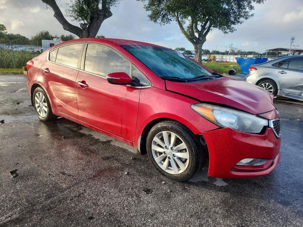 2015 KIA FORTE — Passenger 3/4