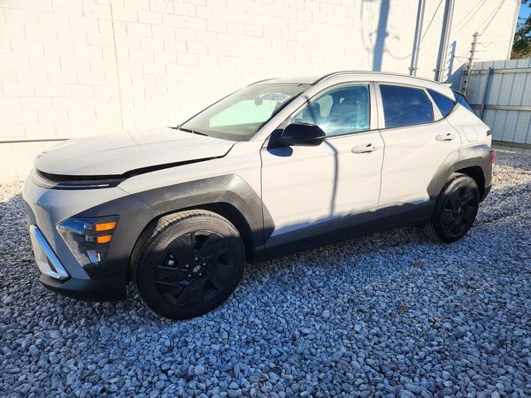 2026 HYUNDAI KONA SEL Sport — Front 3/4