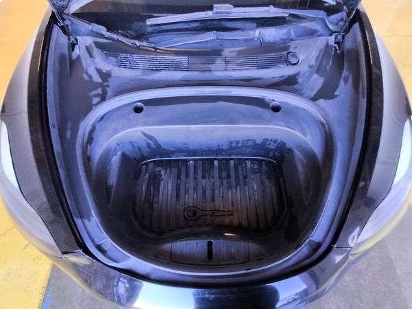 2022 TESLA MODEL 3 — Engine bay