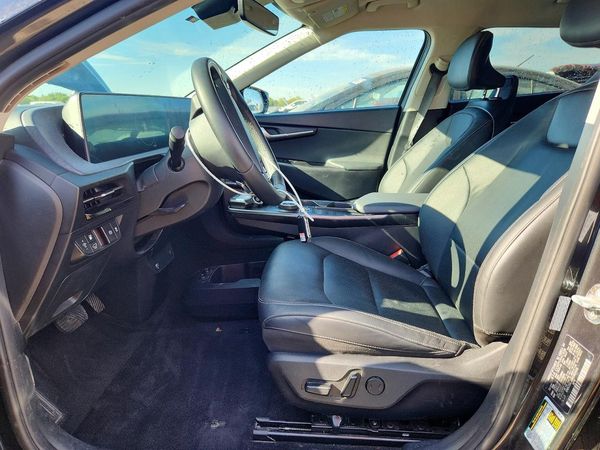 2024 KIA EV6 Light, Wind — DENT