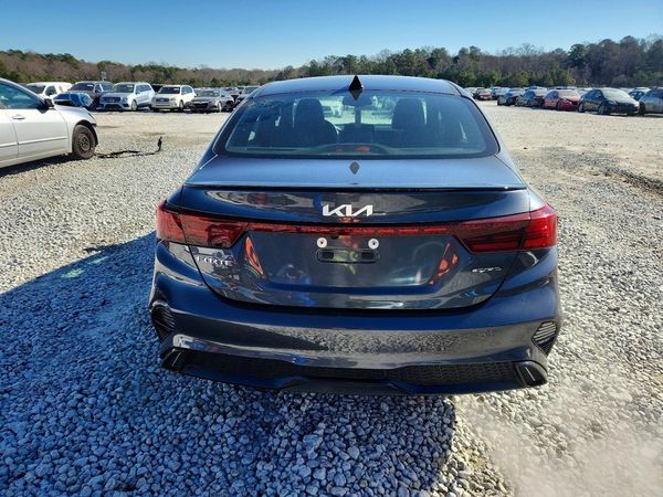 2022 KIA FORTE GT Line