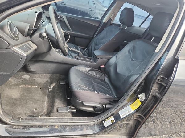 2012 MAZDA 3 Touring/GS — DENT