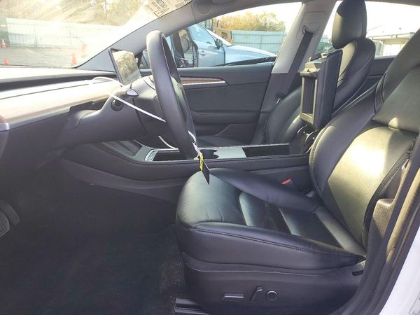 2021 TESLA MODEL 3 — DENT