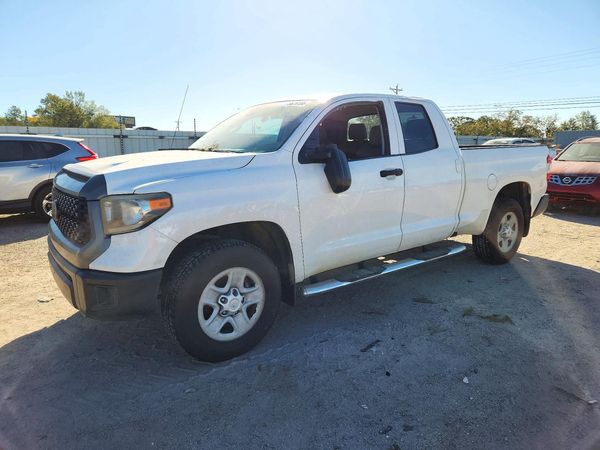 2019 TOYOTA TUNDRA SR5 Grade — Front 3/4