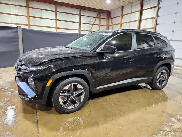 2026 HYUNDAI TUCSON SEL, SEL Plus — Front 3/4