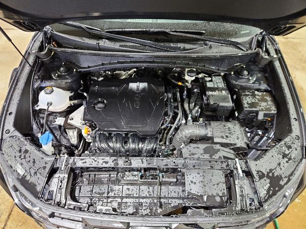 2026 HYUNDAI TUCSON SEL, SEL Plus — Engine bay
