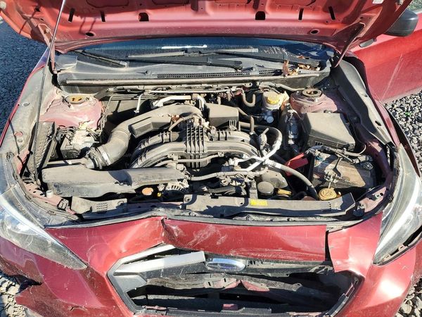 2018 SUBARU CROSSTREK Base — Engine bay