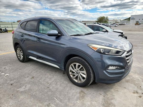 2017 HYUNDAI TUCSON — Passenger 3/4