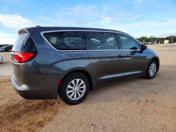 2017 CHRYSLER PACIFICA Touring — PSRA