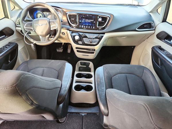 2017 CHRYSLER PACIFICA Touring — CKPT
