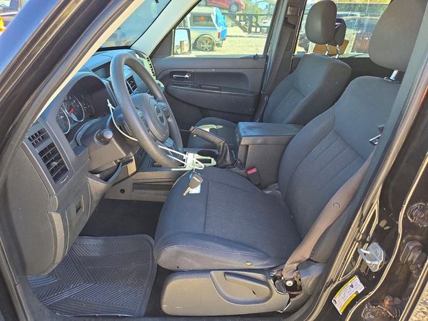 2012 JEEP LIBERTY Sport — DENT