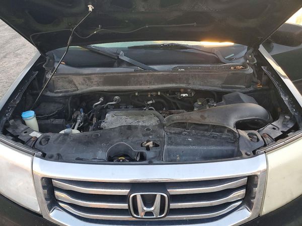 2013 HONDA PILOT EX — Engine bay