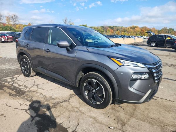 2025 NISSAN ROGUE SV — Passenger 3/4